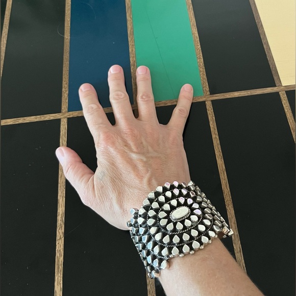 Sterling Silver Cuff Bracelet. Gender neutral. - Picture 12 of 12